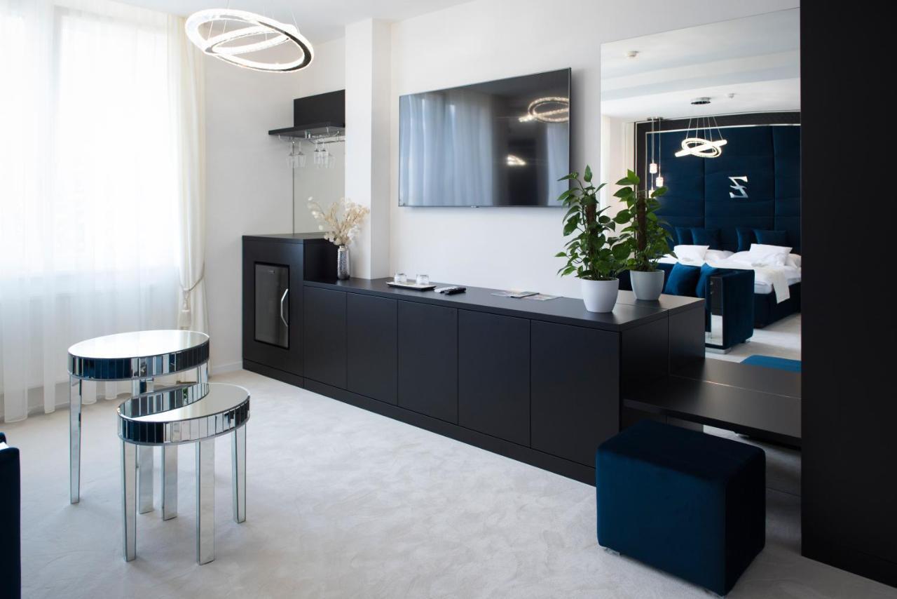 Z Rooms Boutique Zalaegerszeg Zewnętrze zdjęcie